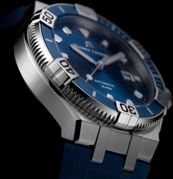 Maurice Lacroix AIKON VENTURER AI6058-SS001-430-1 Orologio automatico uomo
