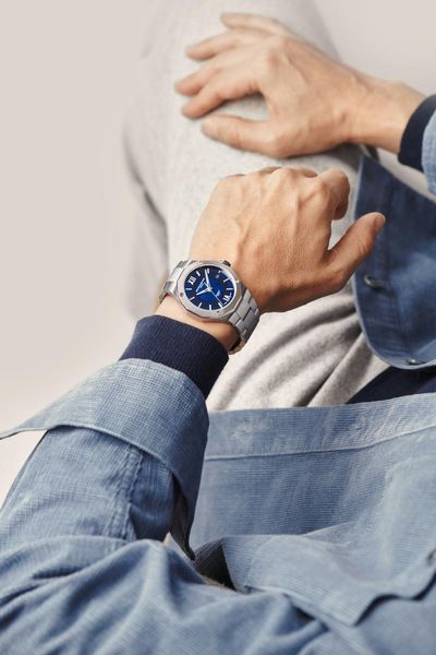 Baume & Mercier Riviera Round L St St At Blue M0A10616 Orologio automatico uomo Baume & Mercier Riviera Round L St St At Blue M0A10616 Orologio automatico uomo