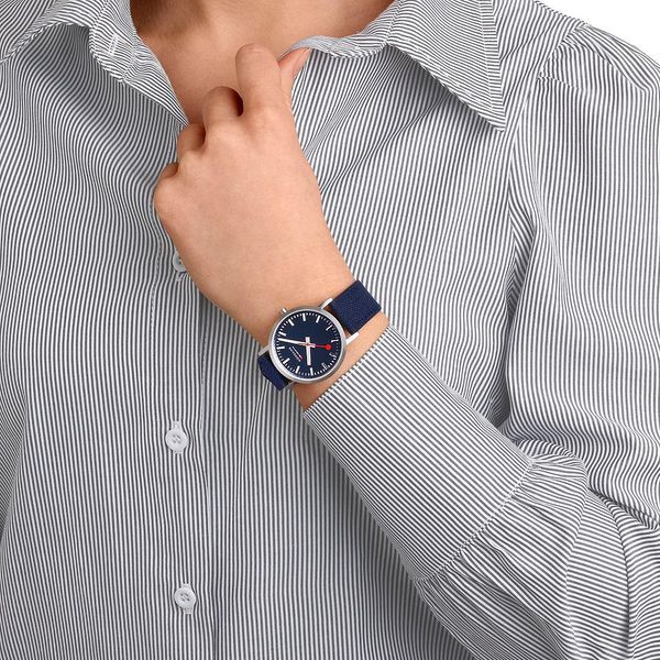 Mondaine Classic A660.30314.40SBD Damenarmbanduhr Mondaine Classic A660.30314.40SBD Damenarmbanduhr