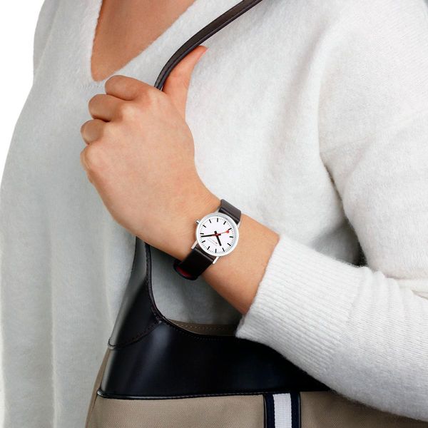 Mondaine Classic A658.30323.11SBBV Reloj de Pulsera para mujeres Mondaine Classic A658.30323.11SBBV Reloj de Pulsera para mujeres