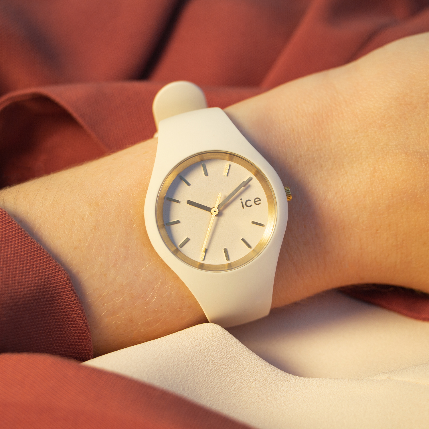 Ice Watch ICE glam brushed - Almond skin - Small - 3H 019528 Reloj de Pulsera para mujeres Ice Watch ICE glam brushed - Almond skin - Small - 3H 019528 Reloj de Pulsera para mujeres