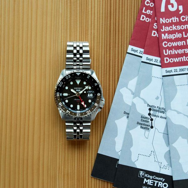 Seiko 5 Sports Automatik GMT SSK001K1 Herren Automatikuhr Seiko 5 Sports Automatik GMT SSK001K1 Herren Automatikuhr