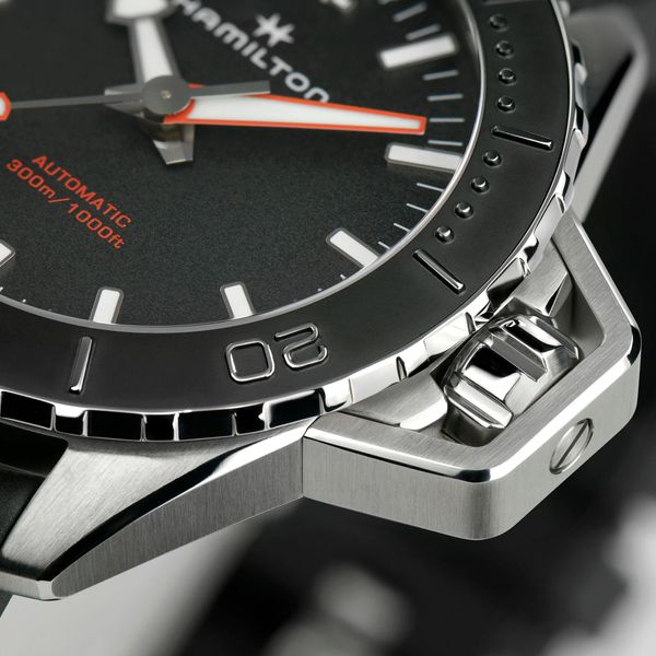 Hamilton Khaki Navy Frogman Auto H77825330 Orologio da immersione per uomo Orologio da immersione Hamilton Khaki Navy Frogman Auto H77825330 Orologio da immersione per uomo Orologio da immersione
