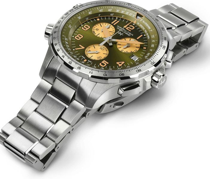 Hamilton Khaki X-Wind GMT Chrono Quartz H77932160 Herenchronograaf Hamilton Khaki X-Wind GMT Chrono Quartz H77932160 Herenchronograaf