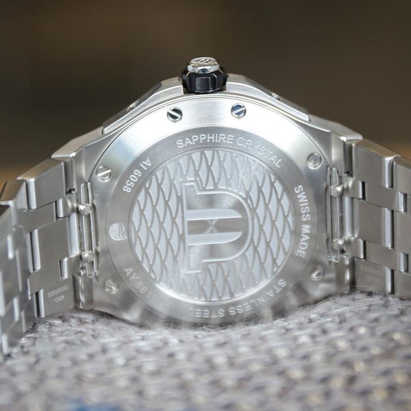 Maurice Lacroix AIKON VENTURER AI6057-SSL52-630-1 Automatic Mens Watch Maurice Lacroix AIKON VENTURER AI6057-SSL52-630-1 Automatic Mens Watch