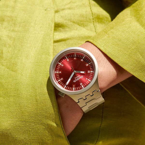 Swatch SCARLET SHIMMER SB07S104G Unisex horloge Swatch SCARLET SHIMMER SB07S104G Unisex horloge