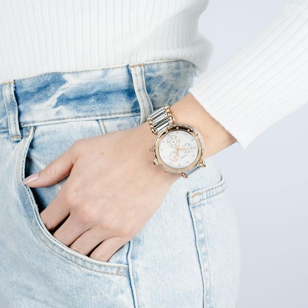 Balmain Balmainia B56383385 Chronographe pour femmes Balmain Balmainia B56383385 Chronographe pour femmes