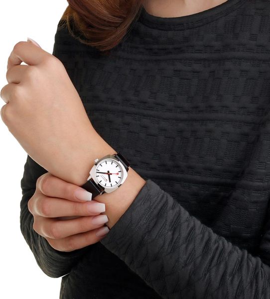 Mondaine Cushion MSL.31110.LBV Damenarmbanduhr Mondaine Cushion MSL.31110.LBV Damenarmbanduhr