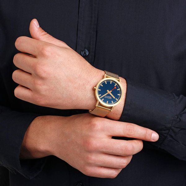 Mondaine Classic A660.30360.40SBM Heren armbandhorloge Mondaine Classic A660.30360.40SBM Heren armbandhorloge