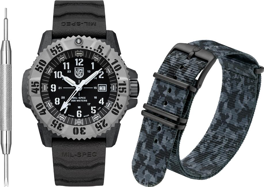 Luminox MIL-SPEC 3350 SERIES XL.3351.SET Mens Wristwatch With spare bracelet