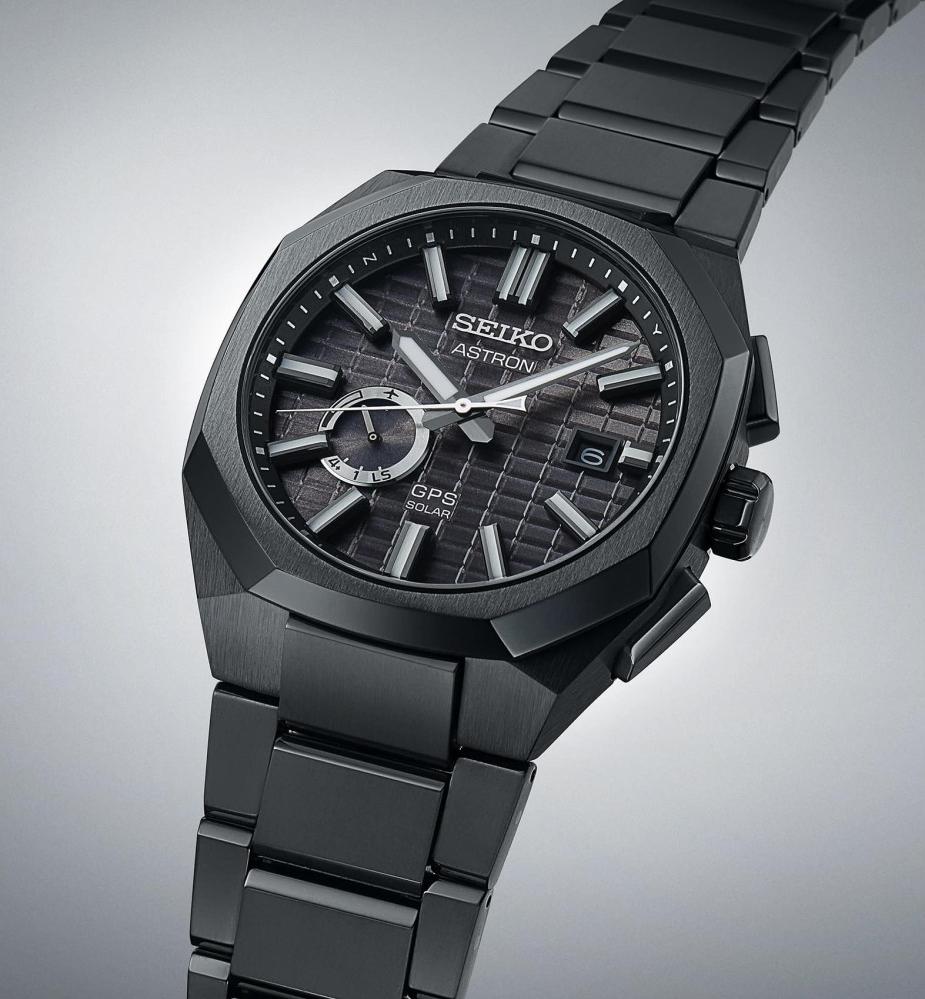 Seiko Astron GPS Solar SSJ015J1 Herrenarmbanduhr