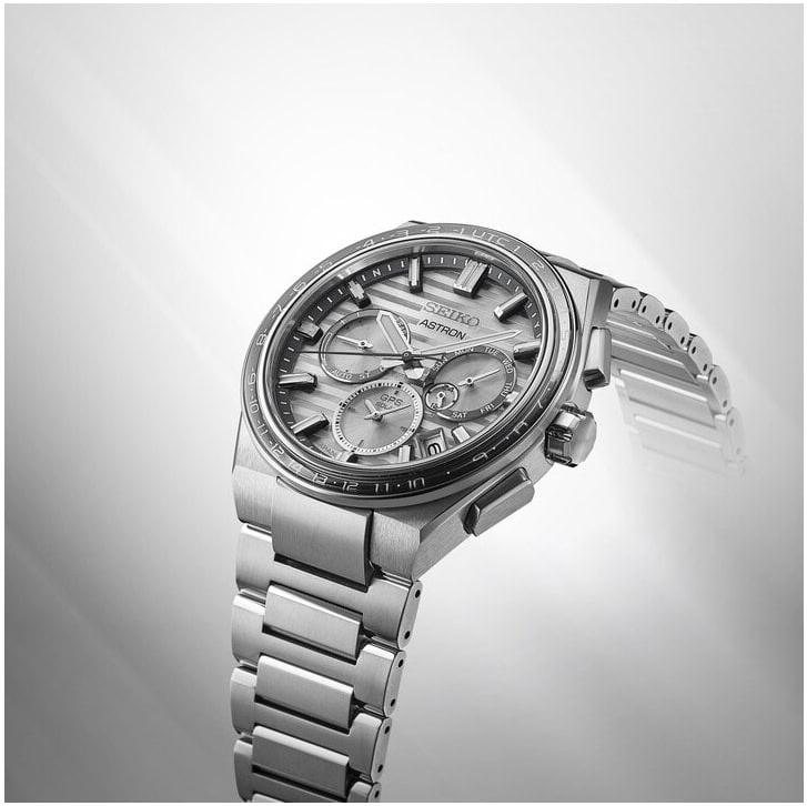 Seiko Astron 10th Anniversary Limited Edition SSH113J1 Herenchronograaf Seiko Astron 10th Anniversary Limited Edition SSH113J1 Herenchronograaf
