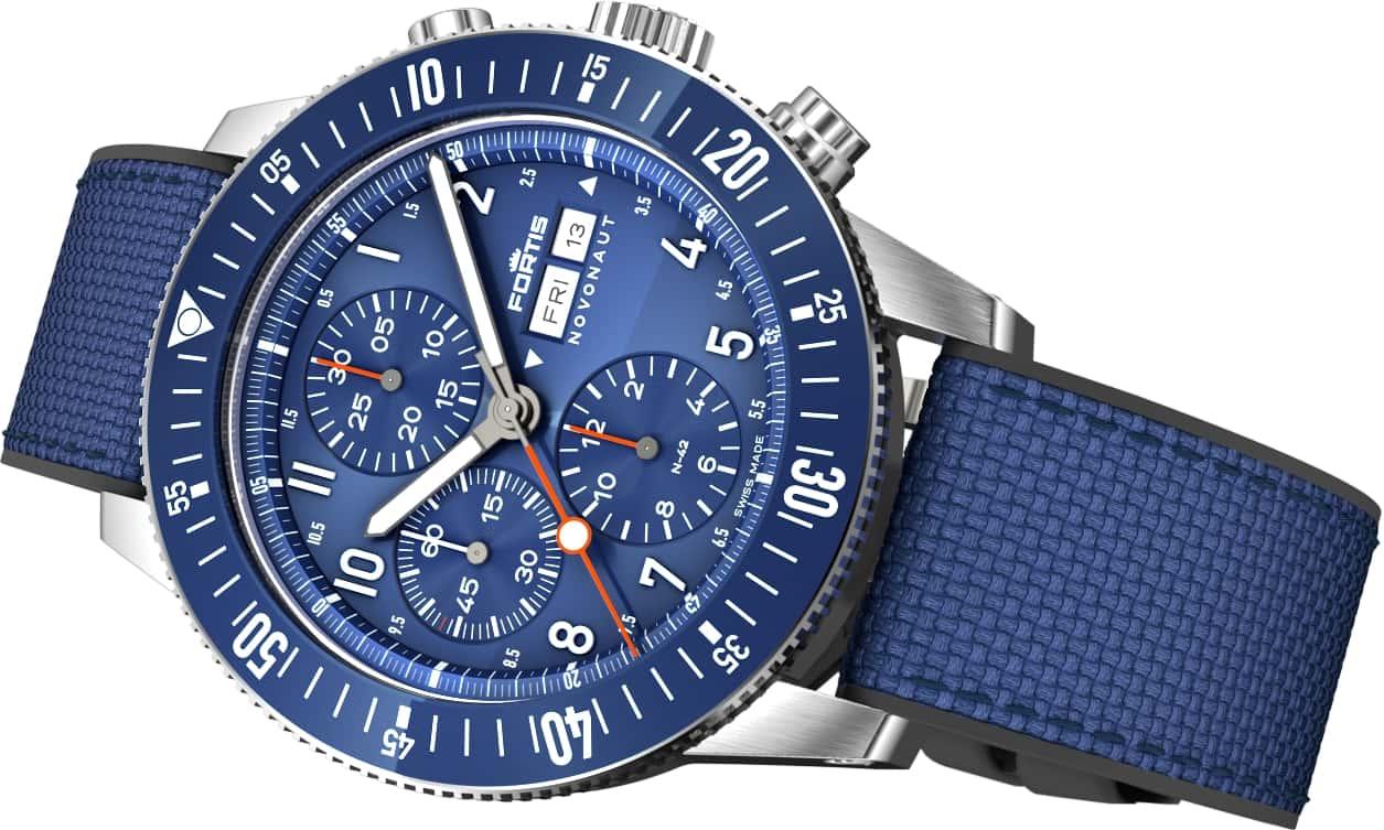 Fortis NOVONAUT N-42 Cobalt Blue F2040013 Herenchronograaf