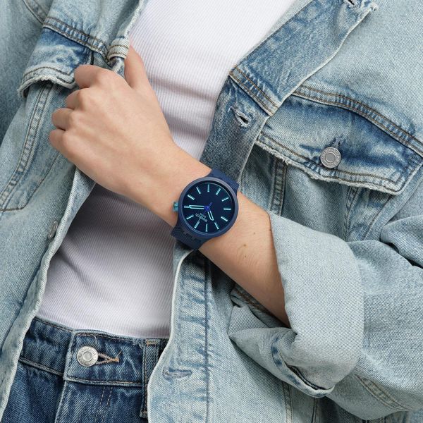 Swatch INDIGO GLOW SB05N113 Unisexuhr Swatch INDIGO GLOW SB05N113 Unisexuhr