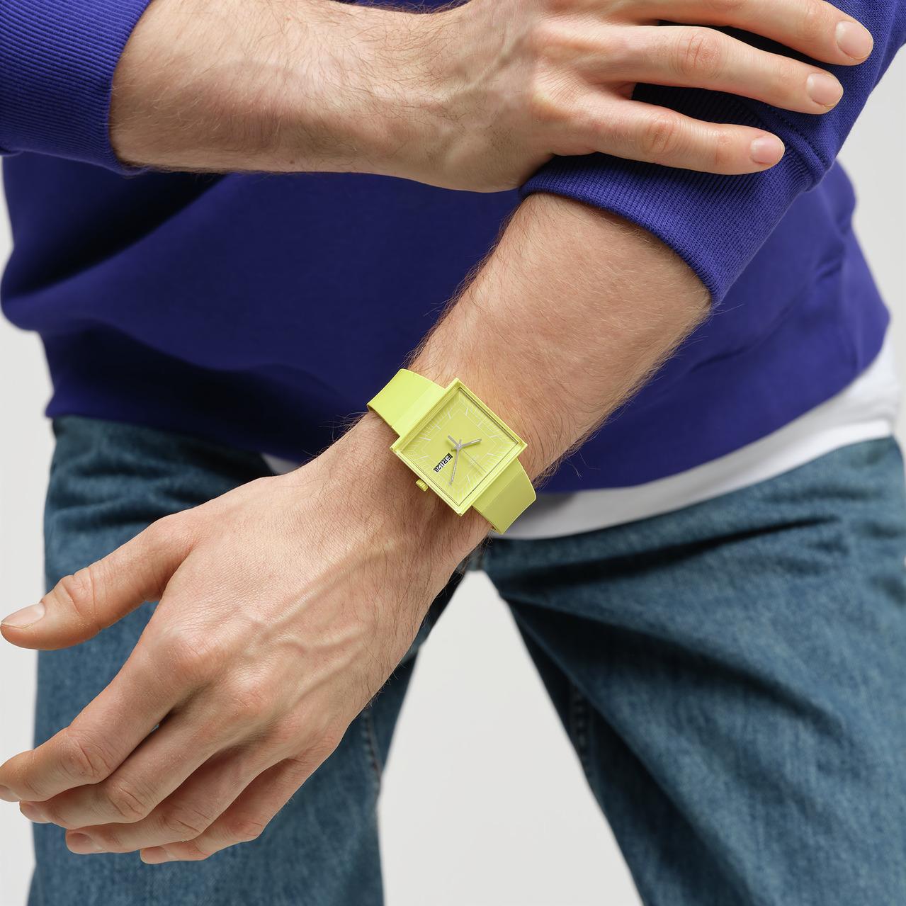 Swatch WHAT IF…LEMON SO34J700 Armbanduhr