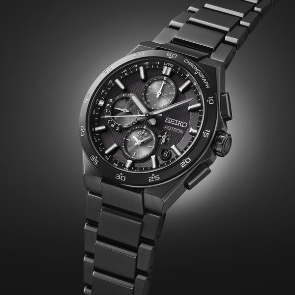 Seiko Astron GPS Solar Dual Time SSH155J1 Cronógrafo para hombres Seiko Astron GPS Solar Dual Time SSH155J1 Cronógrafo para hombres