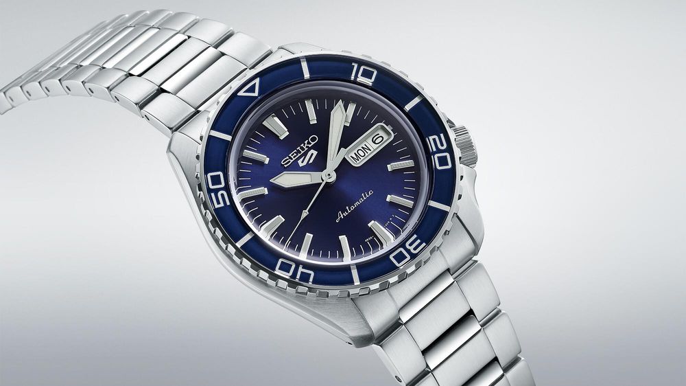 Seiko 5 SKX „Suits Style“ SRPK97K1 Montre Automatique pour hommes Seiko 5 SKX „Suits Style“ SRPK97K1 Montre Automatique pour hommes
