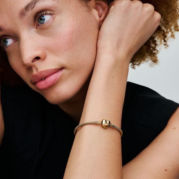 Pandora Moments Schlangen-Gliederarmband mit Herz-Verschluss 563050C00 Braccialetto per donne