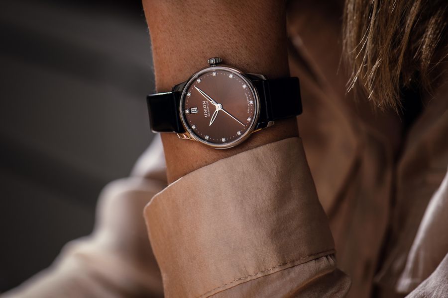 Union Glashütte Seris Datum D013.207.11.296.00 Orologio automatico donna Con cinturino di riserva