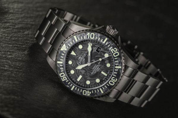 Davosa Ternos Professional Carbon (x/200) Limited Edition 161.539.50 Herren Automatikuhr Streng Limitierte Auflage Davosa Ternos Professional Carbon (x/200) Limited Edition 161.539.50 Herren Automatikuhr Streng Limitierte Auflage