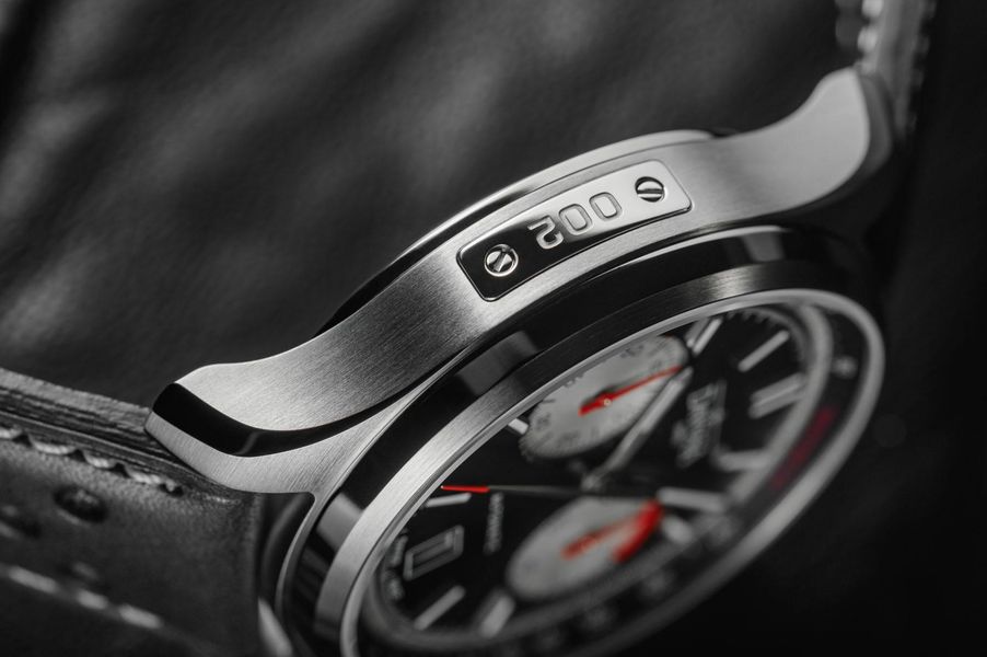 Davosa NEWTON PILOT RALLY 16153655 Herren Automatikchronograph Streng Limitierte Auflage Davosa NEWTON PILOT RALLY 16153655 Herren Automatikchronograph Streng Limitierte Auflage