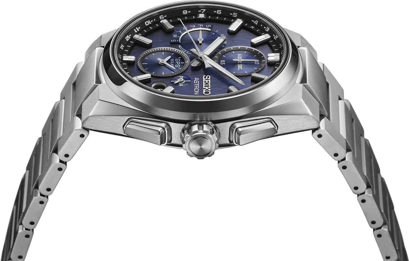 Seiko Astron GPS Solar Dual Time Chronograph SSH161J1 Cronografo uomo