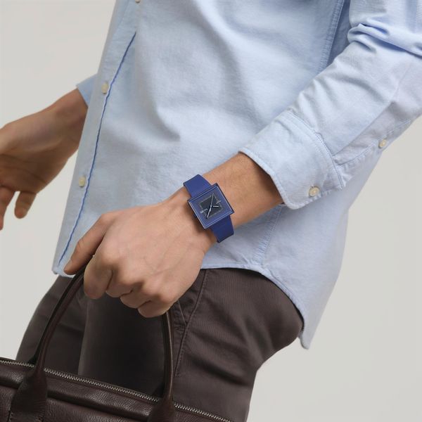 Swatch SQUARELY BLACKLIGHT SO34N700 Orologio unisex Swatch SQUARELY BLACKLIGHT SO34N700 Orologio unisex