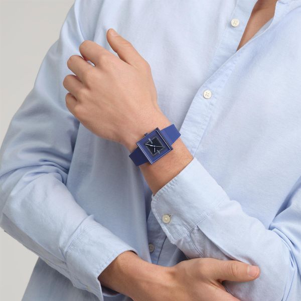 Swatch SQUARELY BLACKLIGHT SO34N700 Orologio unisex Swatch SQUARELY BLACKLIGHT SO34N700 Orologio unisex
