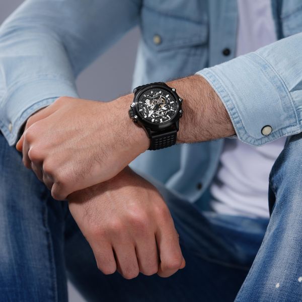Police LUANG PEWGE1601801 Montre Automatique pour hommes Police LUANG PEWGE1601801 Montre Automatique pour hommes