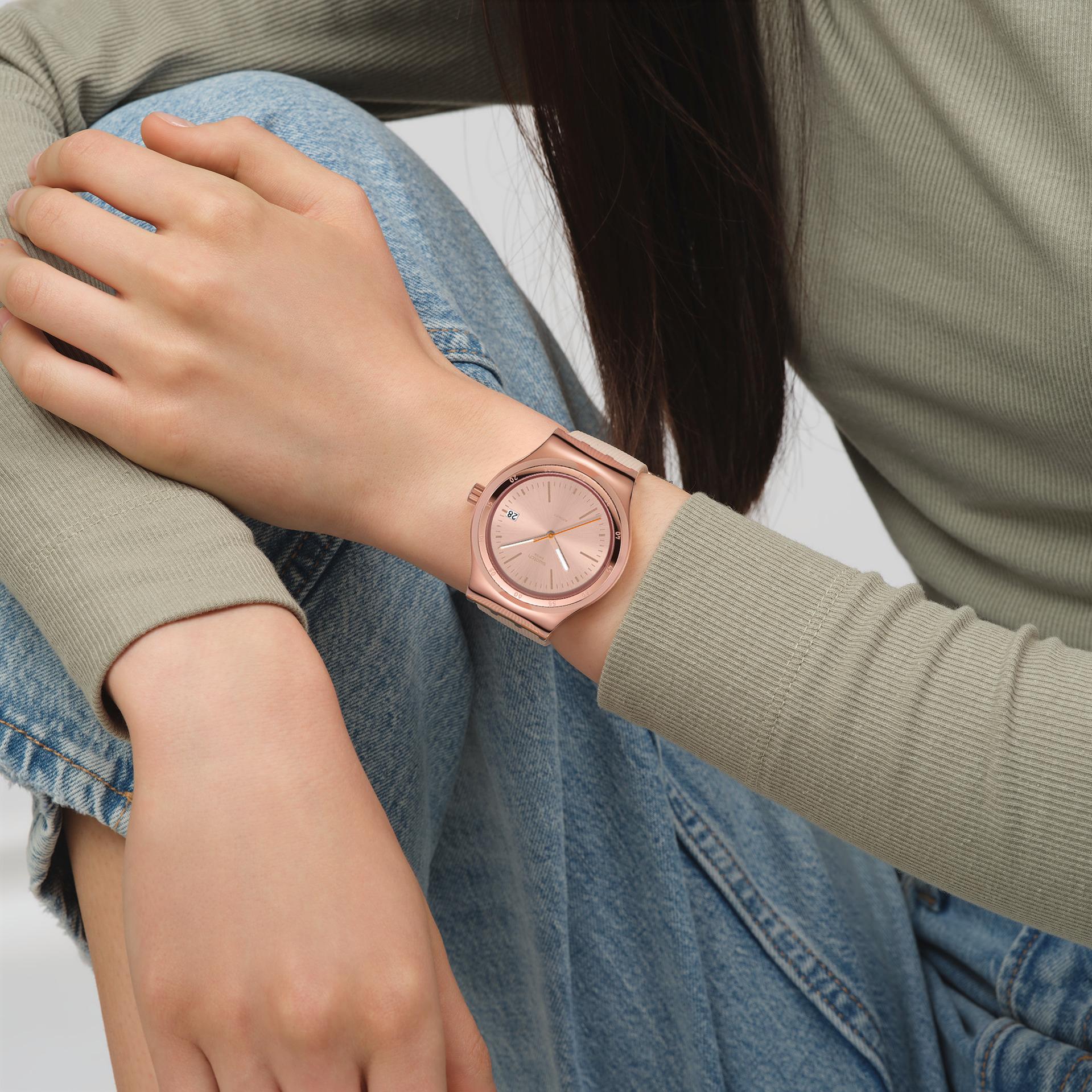 Swatch SECRET MOVES YIG402 Reloj Automático Swatch SECRET MOVES YIG402 Reloj Automático