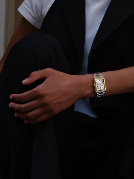 Maurice Lacroix Fiaba Square FA1205-PVY02-110-A Damenarmbanduhr Sehr Elegant Maurice Lacroix Fiaba Square FA1205-PVY02-110-A Damenarmbanduhr Sehr Elegant
