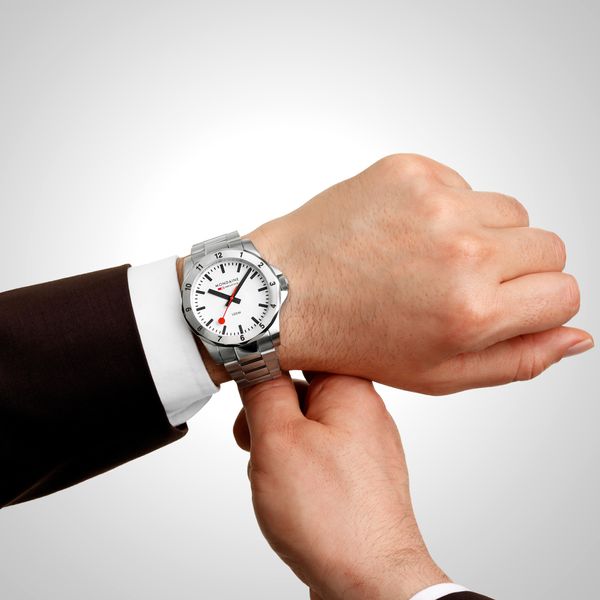 Mondaine Numeri MSN.4211B.SK Mens Wristwatch