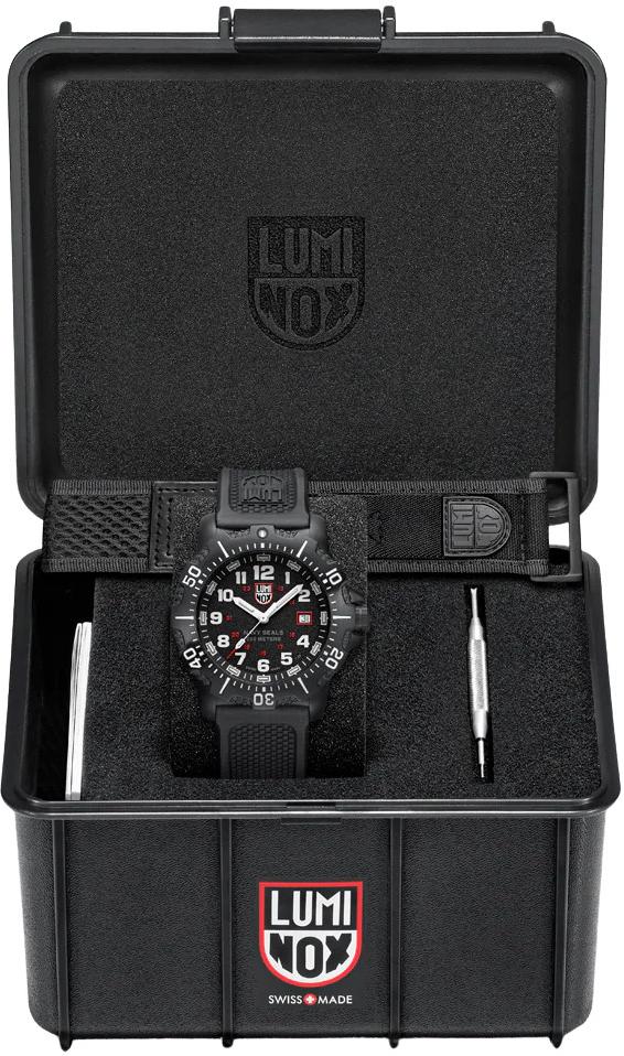 Luminox SPEC OPS CHALLENGE 4220 SERIES XS.4231.SET Reloj de Pulsera para hombres Con pulsera adicional Luminox SPEC OPS CHALLENGE 4220 SERIES XS.4231.SET Reloj de Pulsera para hombres Con pulsera adicional