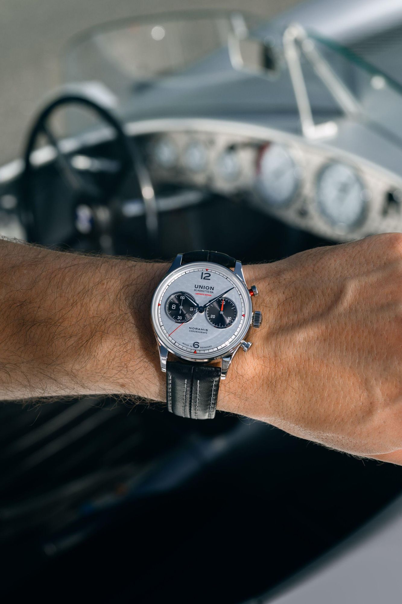 Union Glashütte Sachsen Classic Limited Edition (x/350) D012.427.16.032.09 Cronografo automatico uomo Produzione stretta