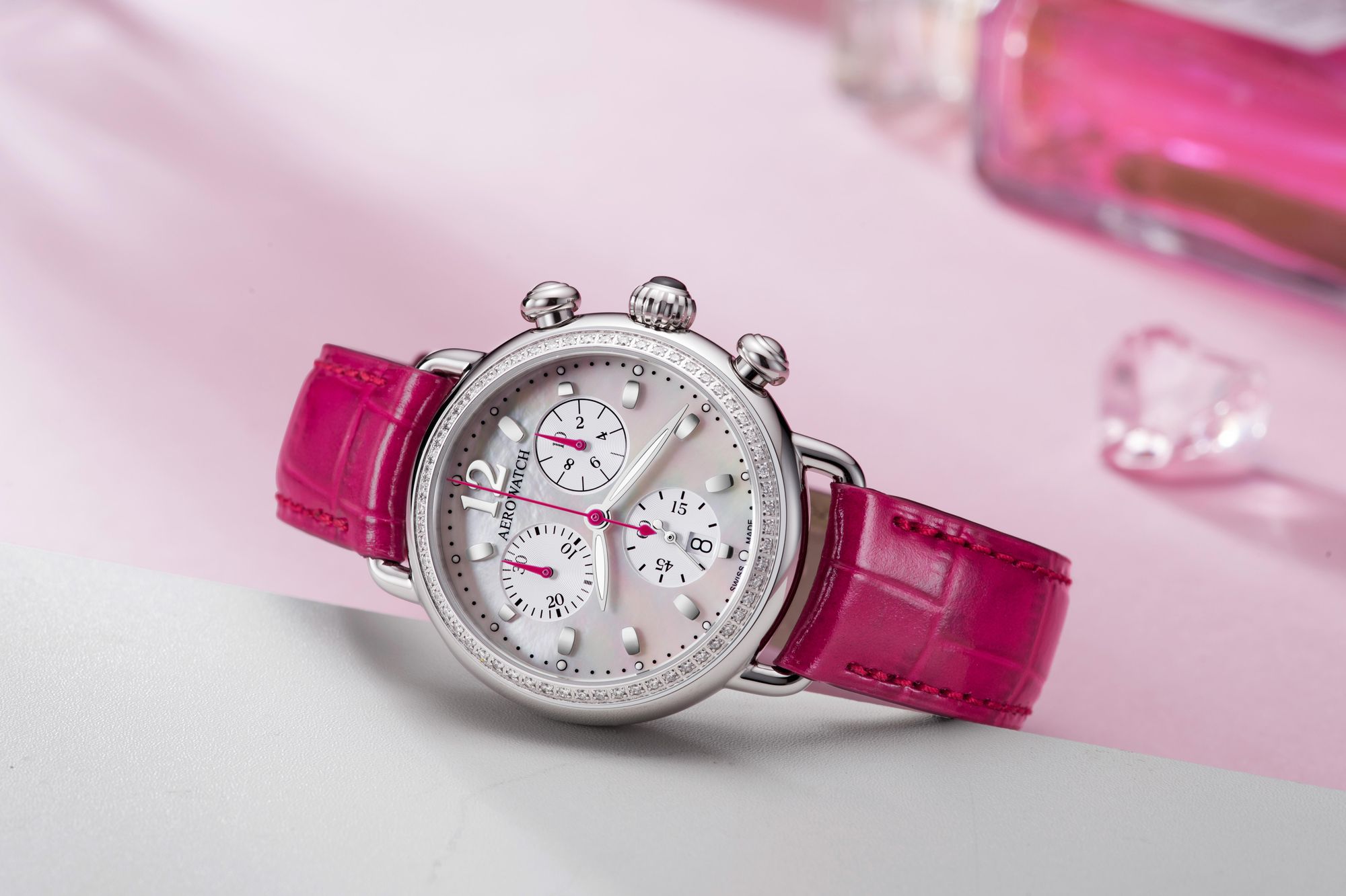 Aerowatch 1942 A 81105 AA04 Cronógrafo para mujeres Aerowatch 1942 A 81105 AA04 Cronógrafo para mujeres