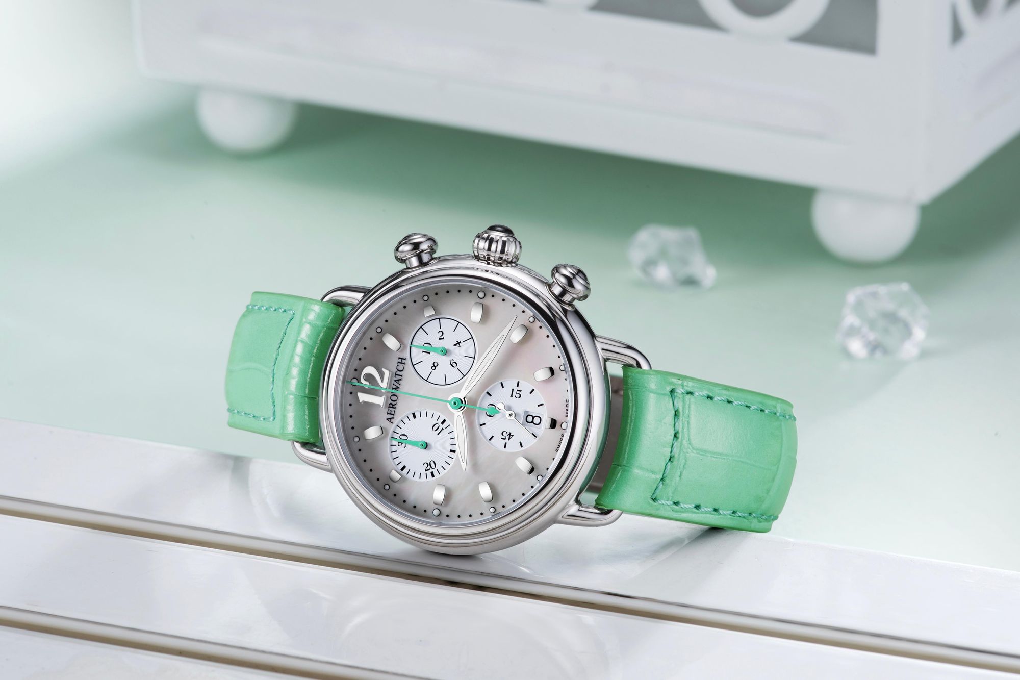 Aerowatch 1942 A 81105 AA03 Cronógrafo para mujeres Aerowatch 1942 A 81105 AA03 Cronógrafo para mujeres