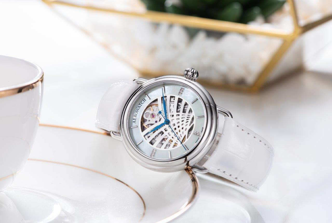 Aerowatch 1942 A 60900 AA23 Reloj Automático para mujeres