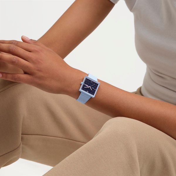 Swatch BRIGHT ANGLE SO34L701 Unisexuhr Swatch BRIGHT ANGLE SO34L701 Unisexuhr