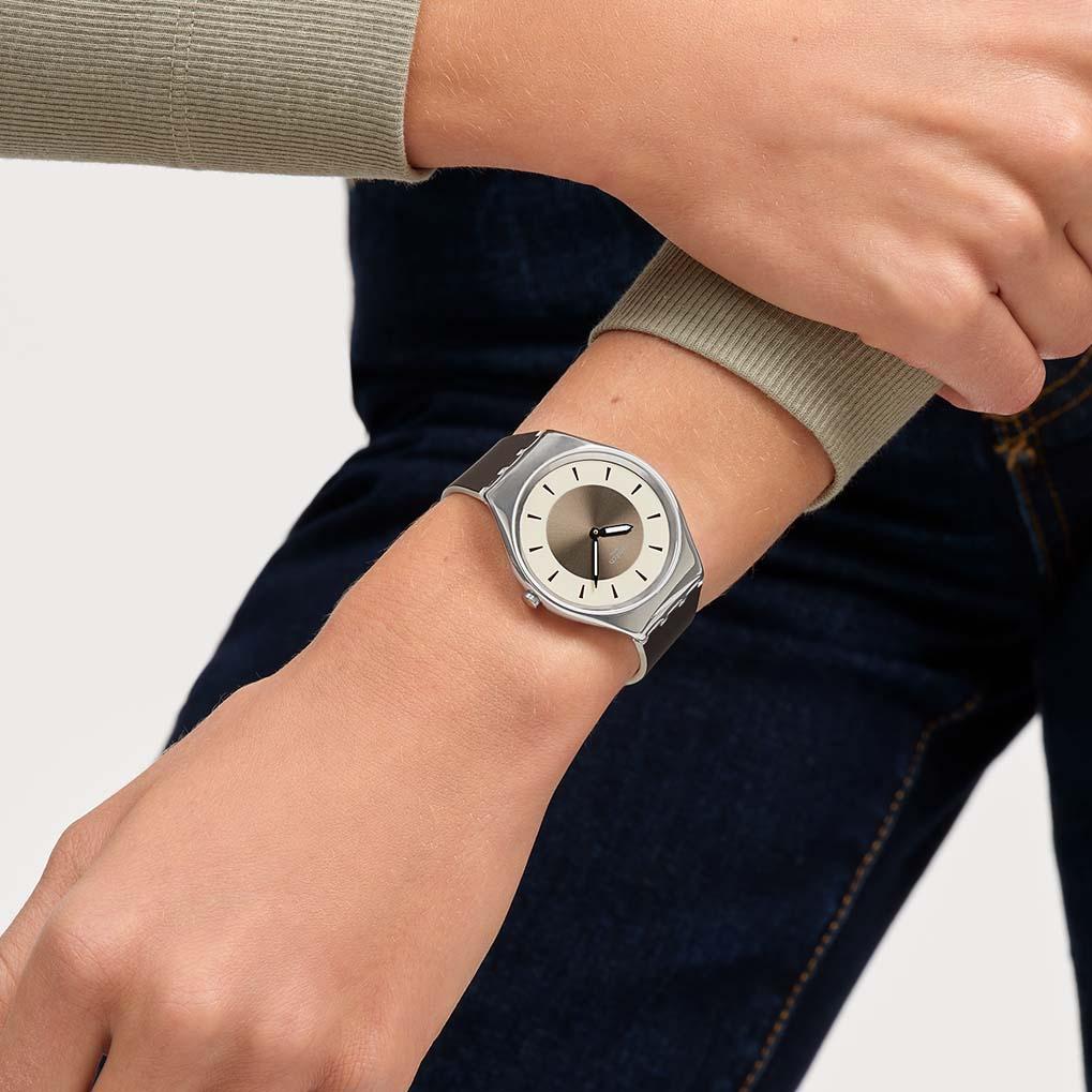 Swatch HAZEL DELIGHT SYXS158 Orologio unisex Swatch HAZEL DELIGHT SYXS158 Orologio unisex
