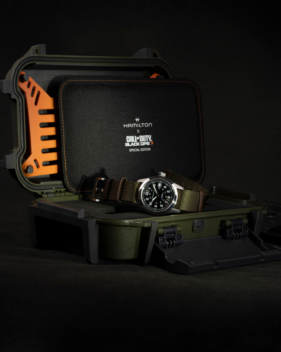 Hamilton Khaki Field Auto 38mm "CALL OF DUTY" (x/5000) H70475930 Orologio automatico Produzione strettamente limitata