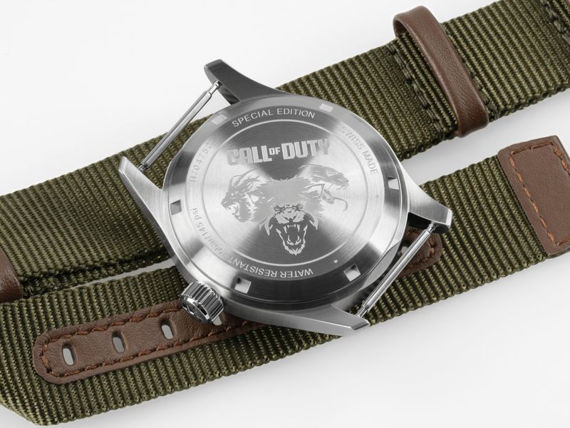 Hamilton Khaki Field Auto 38mm "CALL OF DUTY" (x/5000) H70475930 Orologio automatico Produzione strettamente limitata Hamilton Khaki Field Auto 38mm "CALL OF DUTY" (x/5000) H70475930 Orologio automatico Produzione strettamente limitata