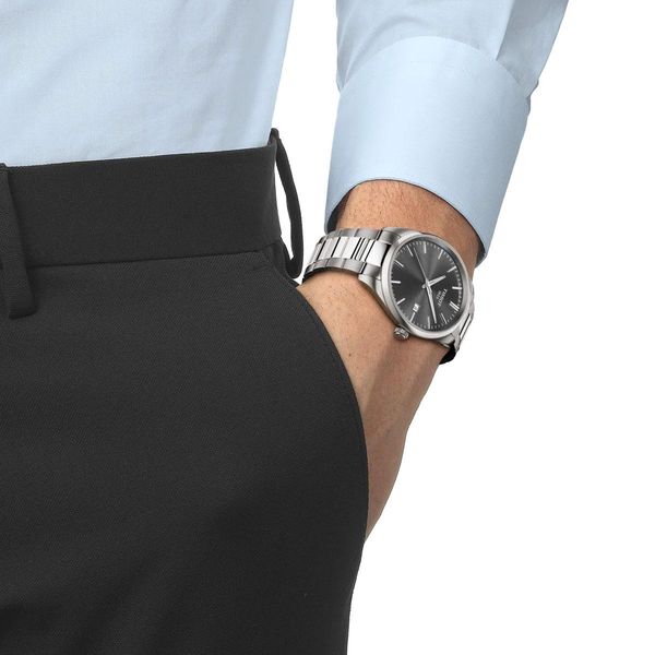 Tissot PR 100 40mm T150.410.11.081.00 Herrenarmbanduhr Tissot PR 100 40mm T150.410.11.081.00 Herrenarmbanduhr