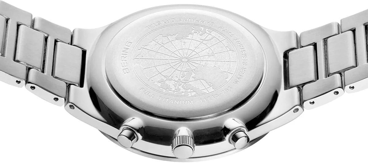 Bering Titanium 11743-704 Cronógrafo para hombres Bering Titanium 11743-704 Cronógrafo para hombres