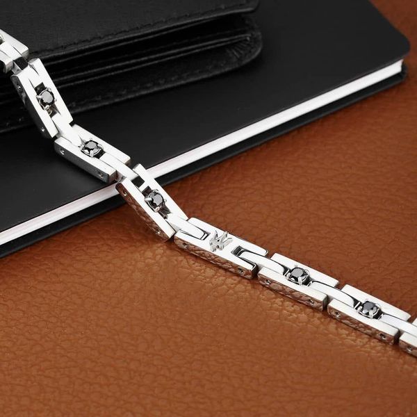 MASERATI ICONIC JM422ATJ10 Mens Bracelet MASERATI ICONIC JM422ATJ10 Mens Bracelet