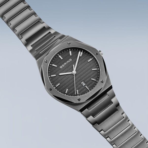 Bering Classic 19742-777 Mens Wristwatch