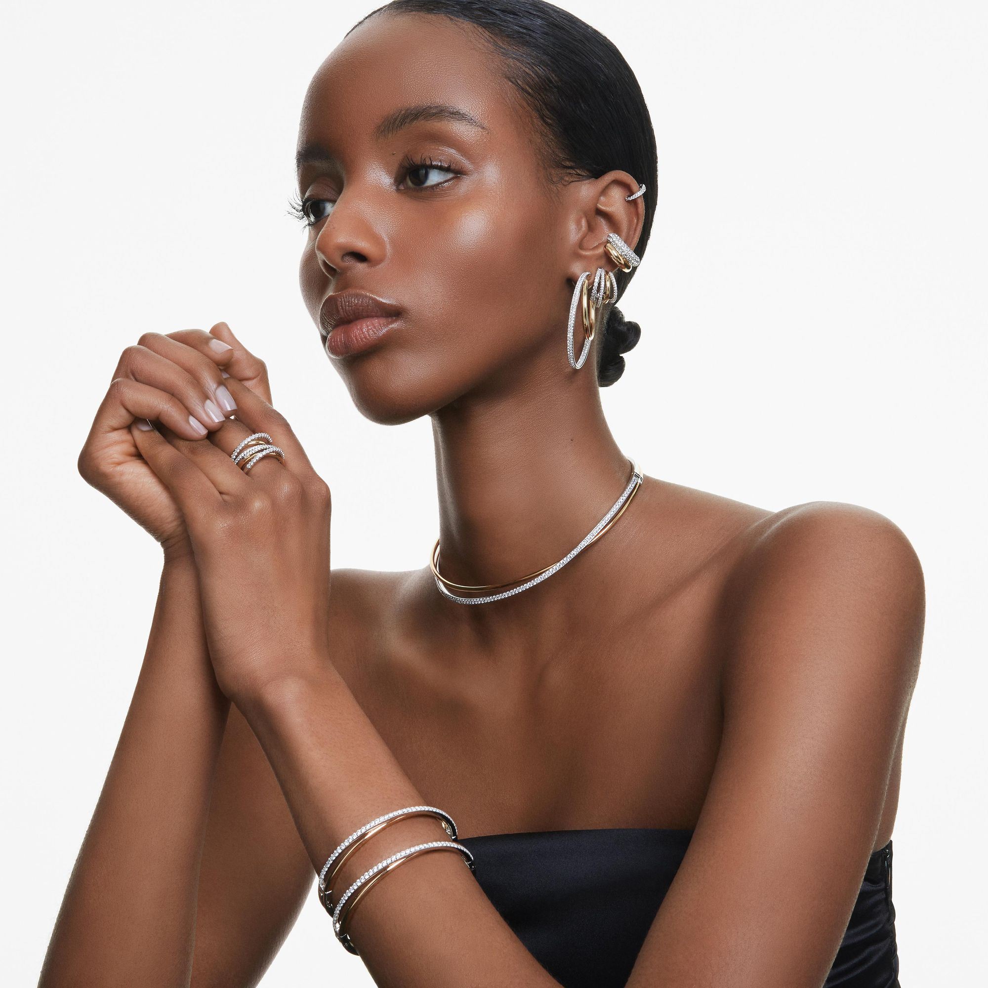 Swarovski Hyperbola Kreolen 5689718 Pendientes Swarovski Hyperbola Kreolen 5689718 Pendientes