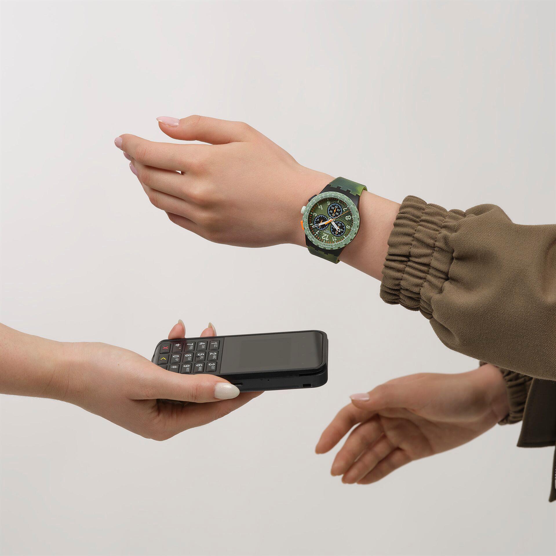 Swatch MIDDAY CAMO PAY! SUSB109-6000 Unisexuhr