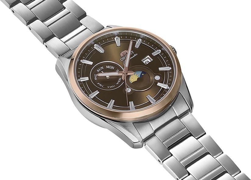 Orient Sun and Moon Stretto Day & Night RA-AK0313Y30B Montre Automatique pour hommes