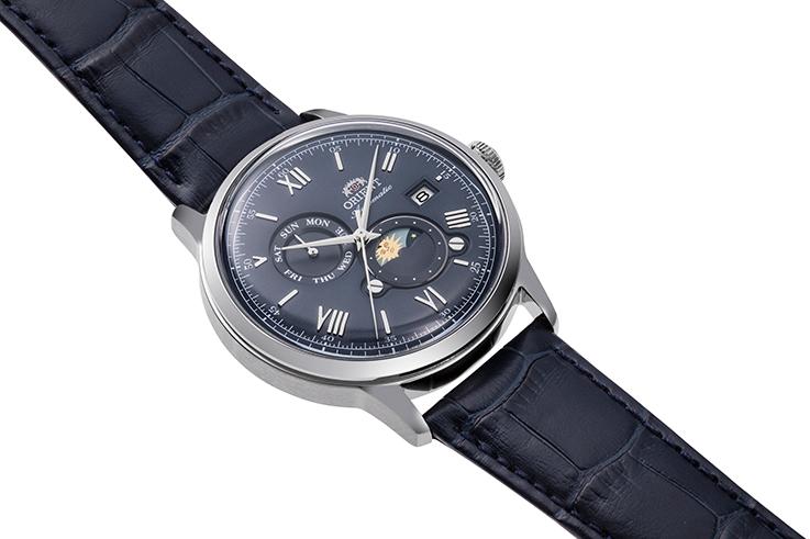 Orient Sun & Moon RA-AK0806L30B Montre Automatique pour hommes Orient Sun & Moon RA-AK0806L30B Montre Automatique pour hommes