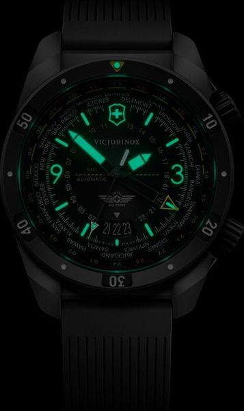 Victorinox Swiss Army Air Pro GMT Auto 242005 Unisexuhr Victorinox Swiss Army Air Pro GMT Auto 242005 Unisexuhr